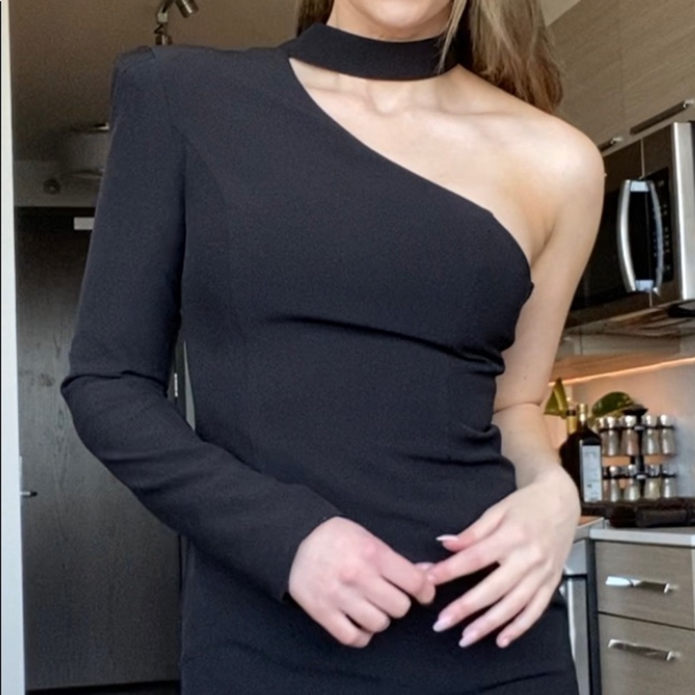 One shoulder dress